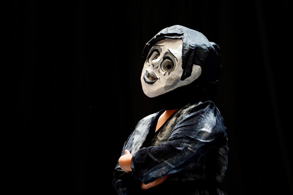La calle de los gatos. Teatro de terror para niñas y niños